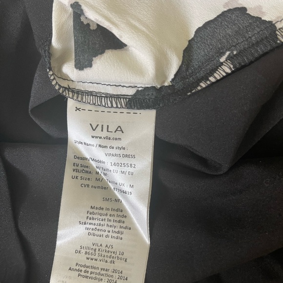 (2 for $20) New VILA cute shift dress, size XS/S - Picture 7 of 11
